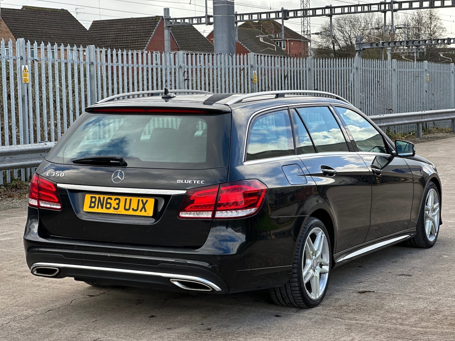 Used Mercedes-Benz E Class 2013 for sale - 77558702: Photo 8