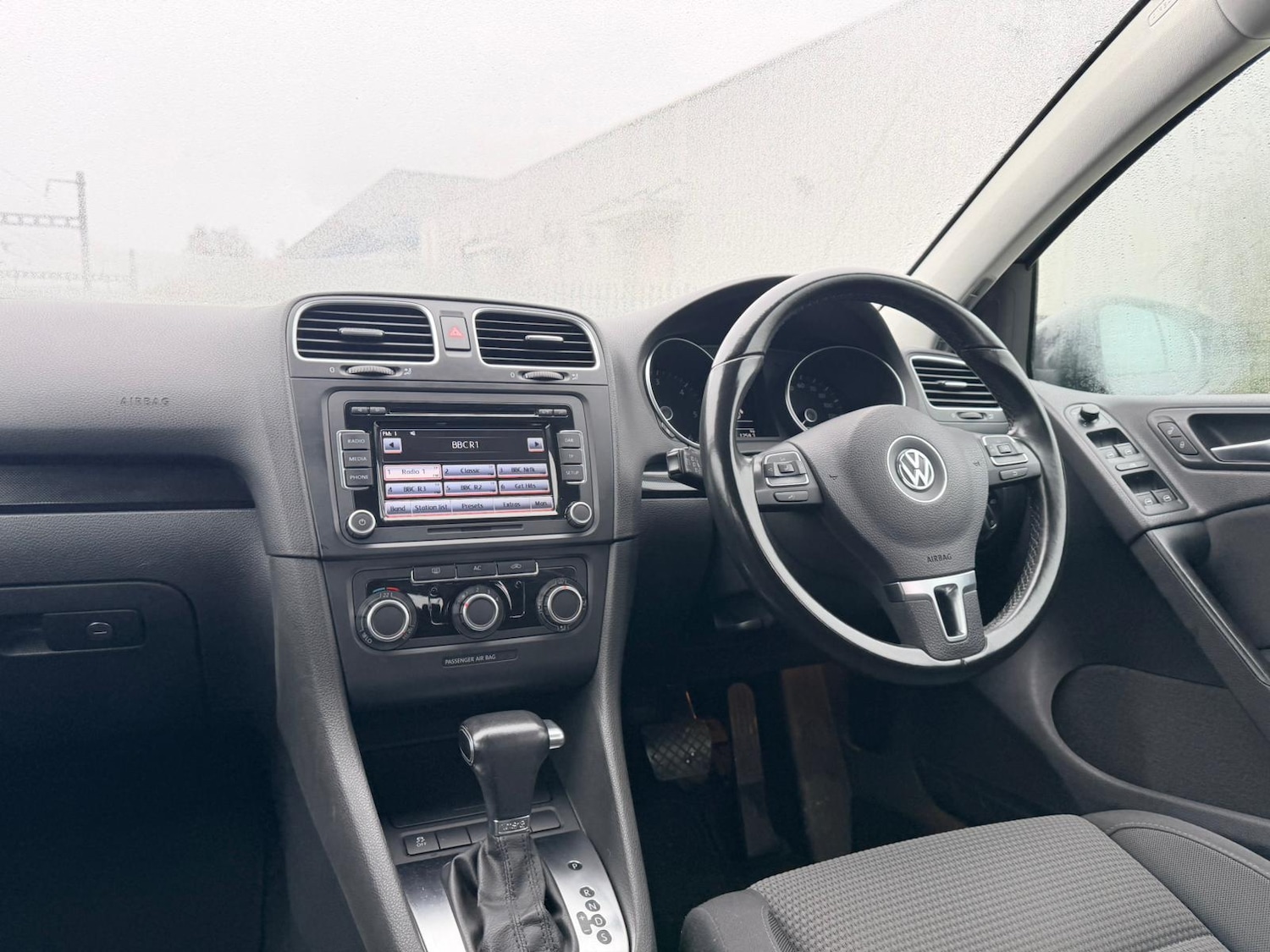 Used Volkswagen Golf 2010 for sale - 76785310: Photo 16