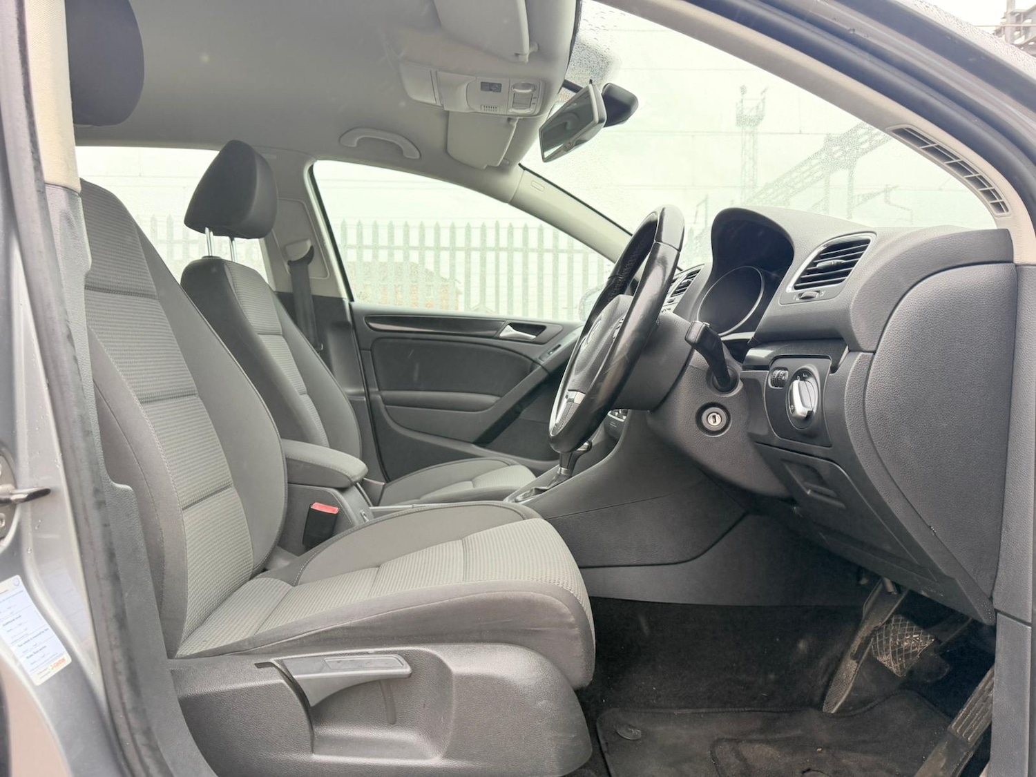 Used Volkswagen Golf 2010 for sale - 76785310: Photo 8