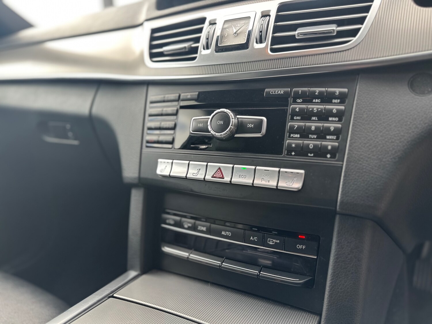 Used Mercedes-Benz E Class 2014 for sale - 77891703: Photo 16