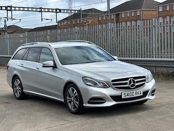 Used Mercedes-Benz E Class 2014 for sale - 77891703: Photo