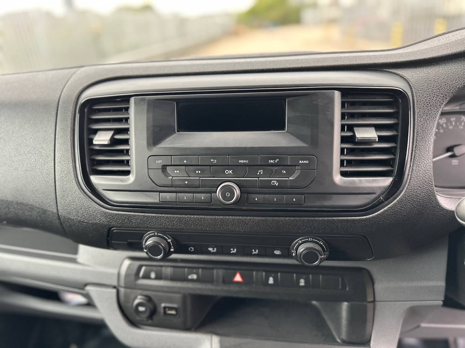 Used Vauxhall Vivaro 2019 for sale - 76379860: Photo 16