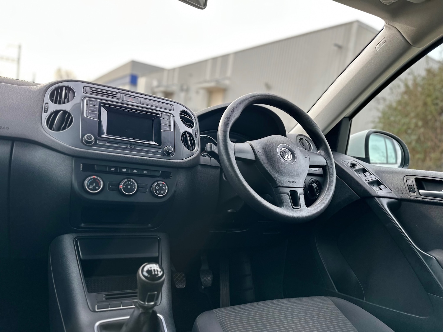 Used Volkswagen Tiguan 2016 for sale - 77530371: Photo 16