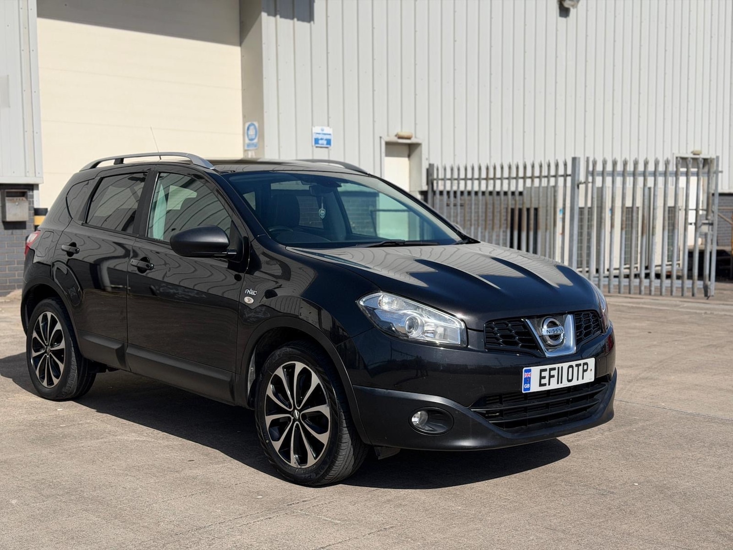 Used Nissan Qashqai 2011 for sale - 78183478: Photo 2