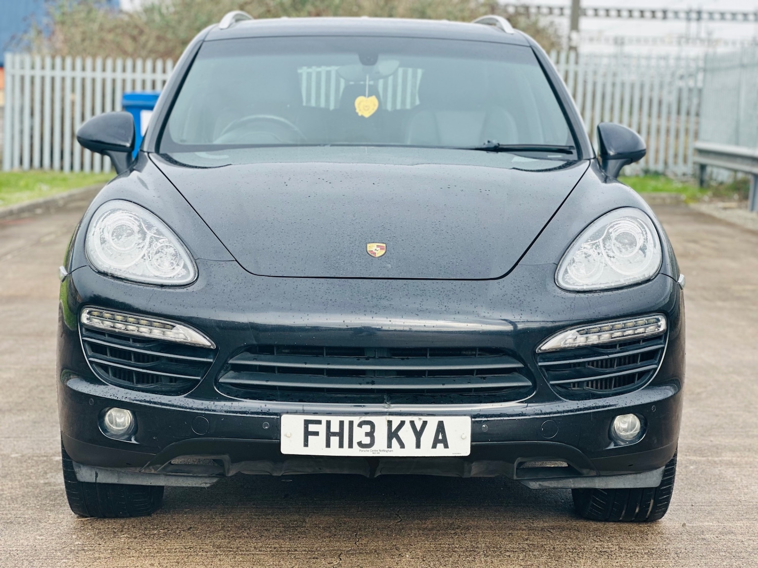 Used Porsche Cayenne 2013 for sale - 77781817: Photo 2