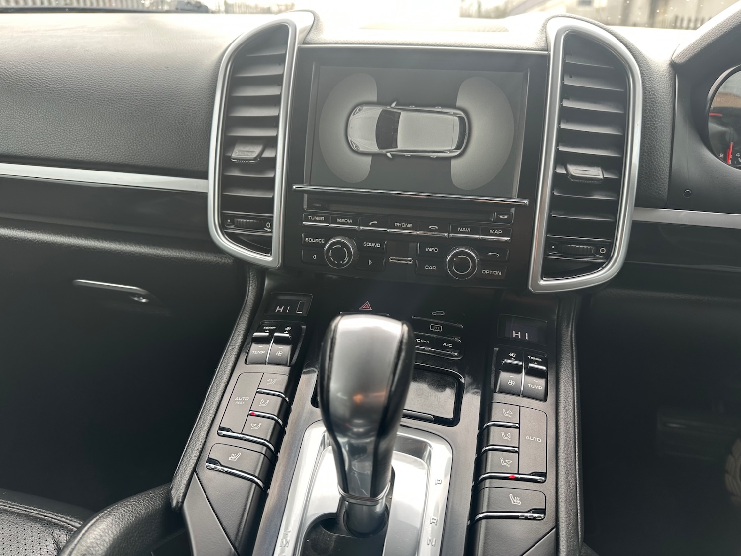 Used Porsche Cayenne 2013 for sale - 77781817: Photo 22