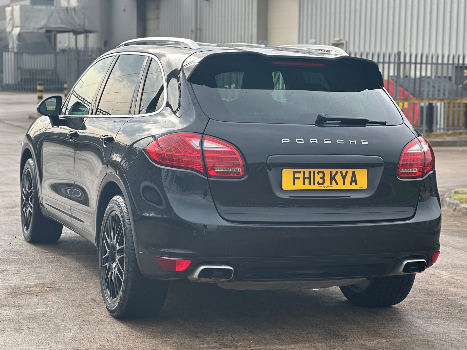 Used Porsche Cayenne 2013 for sale - 77781817: Photo 4