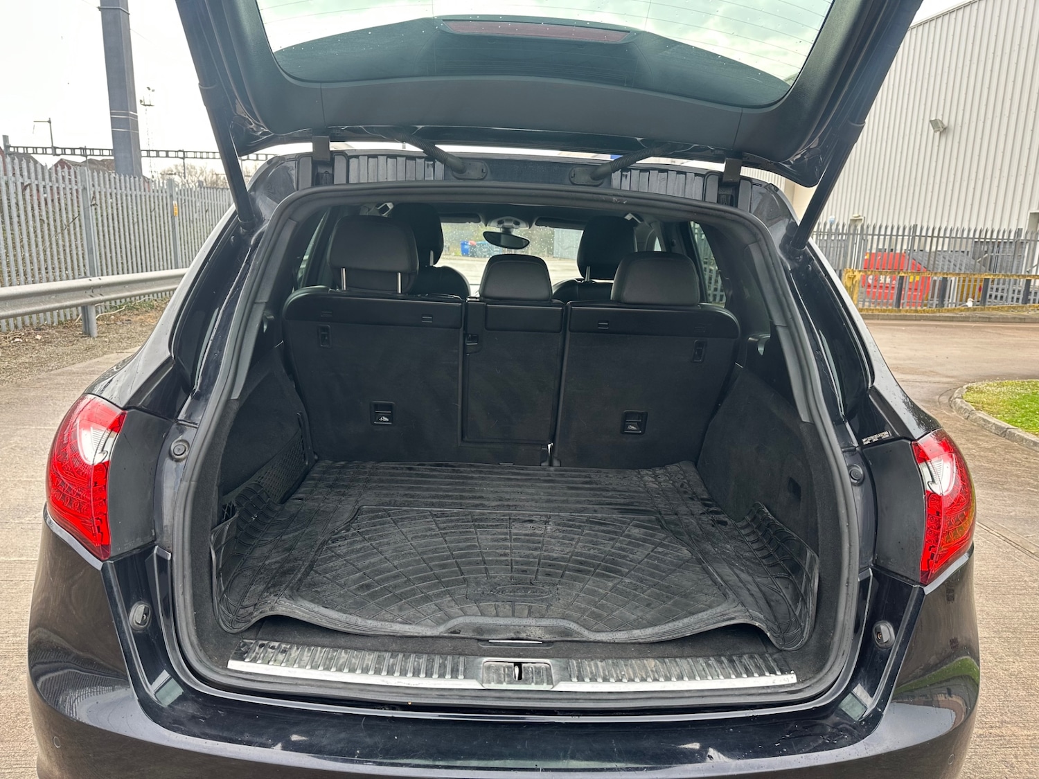 Used Porsche Cayenne 2013 for sale - 77781817: Photo 7