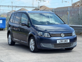 Used Volkswagen Touran 2011 for sale - 78329603: Photo