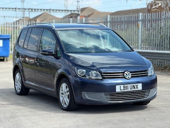 Used Volkswagen Touran 2011 for sale - 78329603: Photo