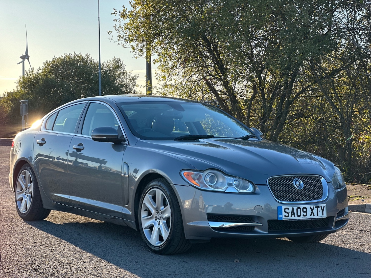 Used Jaguar XF 2009 for sale - 76673046: Photo 1