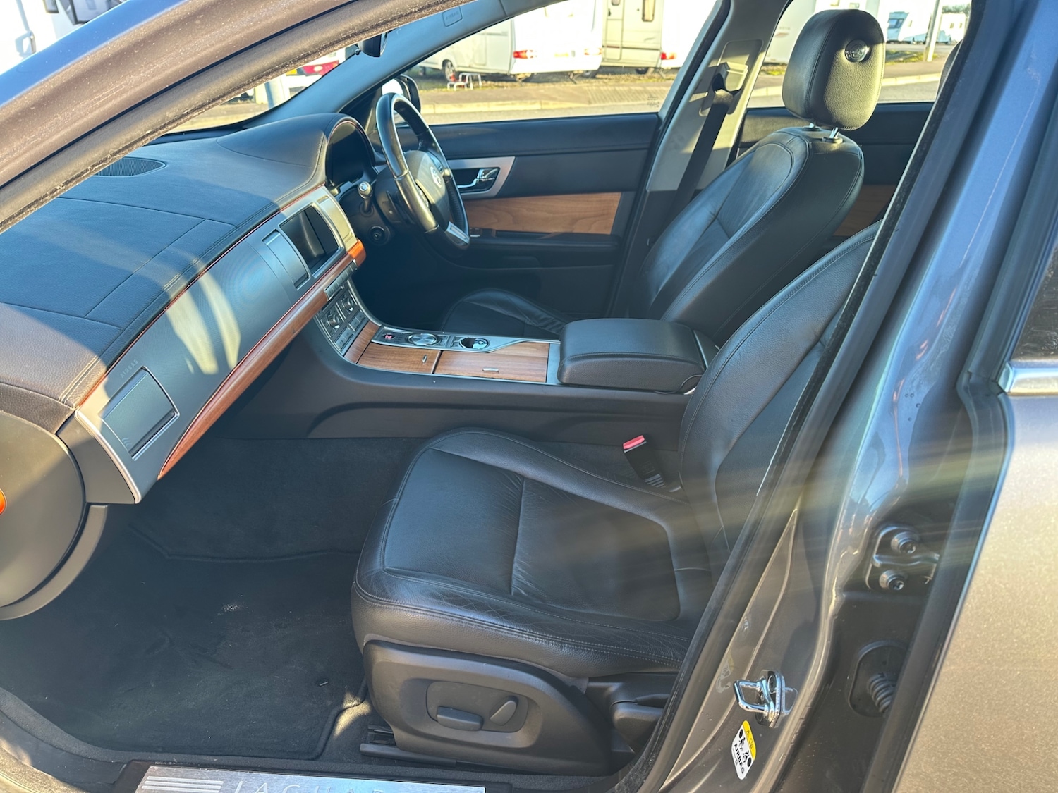 Used Jaguar XF 2009 for sale - 76673046: Photo 13