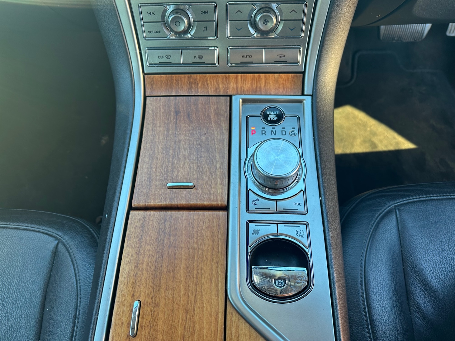 Used Jaguar XF 2009 for sale - 76673046: Photo 15