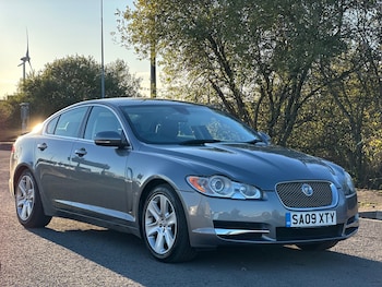 2009 (09) - 3.0d V6 Luxury 4dr Auto