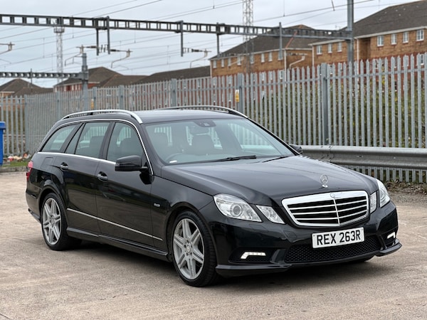 Used Mercedes-Benz E-Class 2012 for sale - 76224250: Photo 1