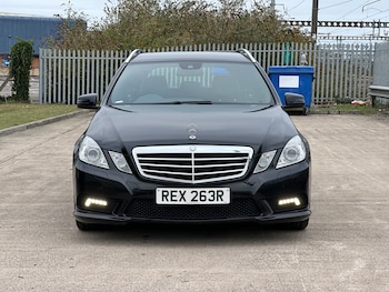 Used Mercedes-Benz E-Class 2012 for sale - 76224250: Photo 2