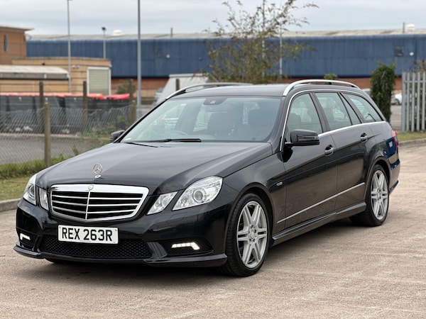 Used Mercedes-Benz E-Class 2012 for sale - 76224250: Photo 4