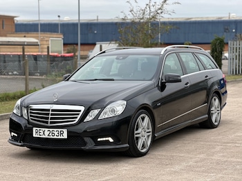 Used Mercedes-Benz E-Class 2012 for sale - 76224250: Photo 4