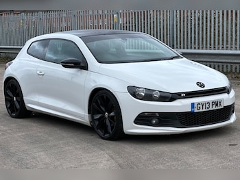2013 (13) - 2.0 TDi BlueMotion Tech R-Line 3dr