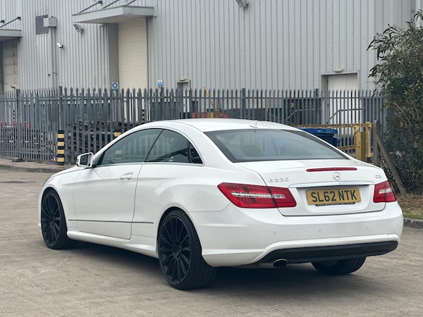 Used Mercedes-Benz E-Class 2012 for sale - 75629408: Photo 4