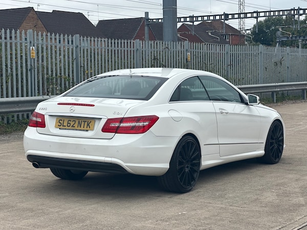Used Mercedes-Benz E-Class 2012 for sale - 75629408: Photo 6