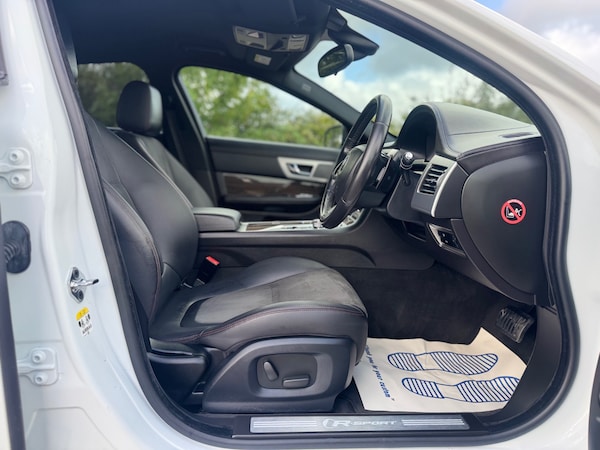 Used Jaguar XF 2014 for sale - 75976249: Photo 14