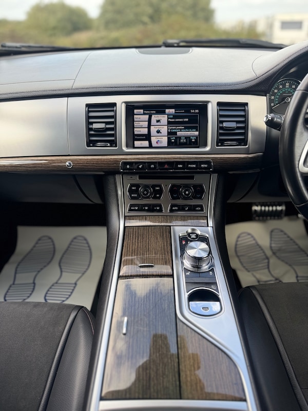 Used Jaguar XF 2014 for sale - 75976249: Photo 22