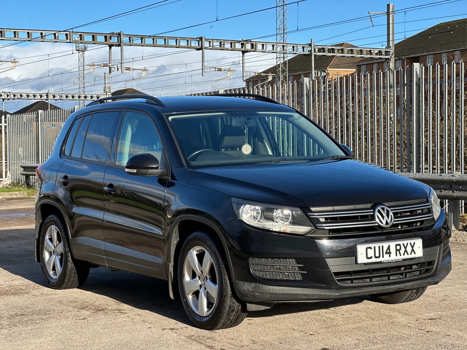 Used Volkswagen Tiguan 2014 for sale - 77584884: Photo 2