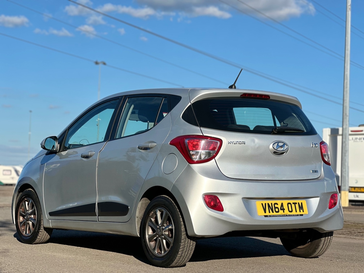 Used Hyundai i10 2014 for sale - 76113294: Photo 4