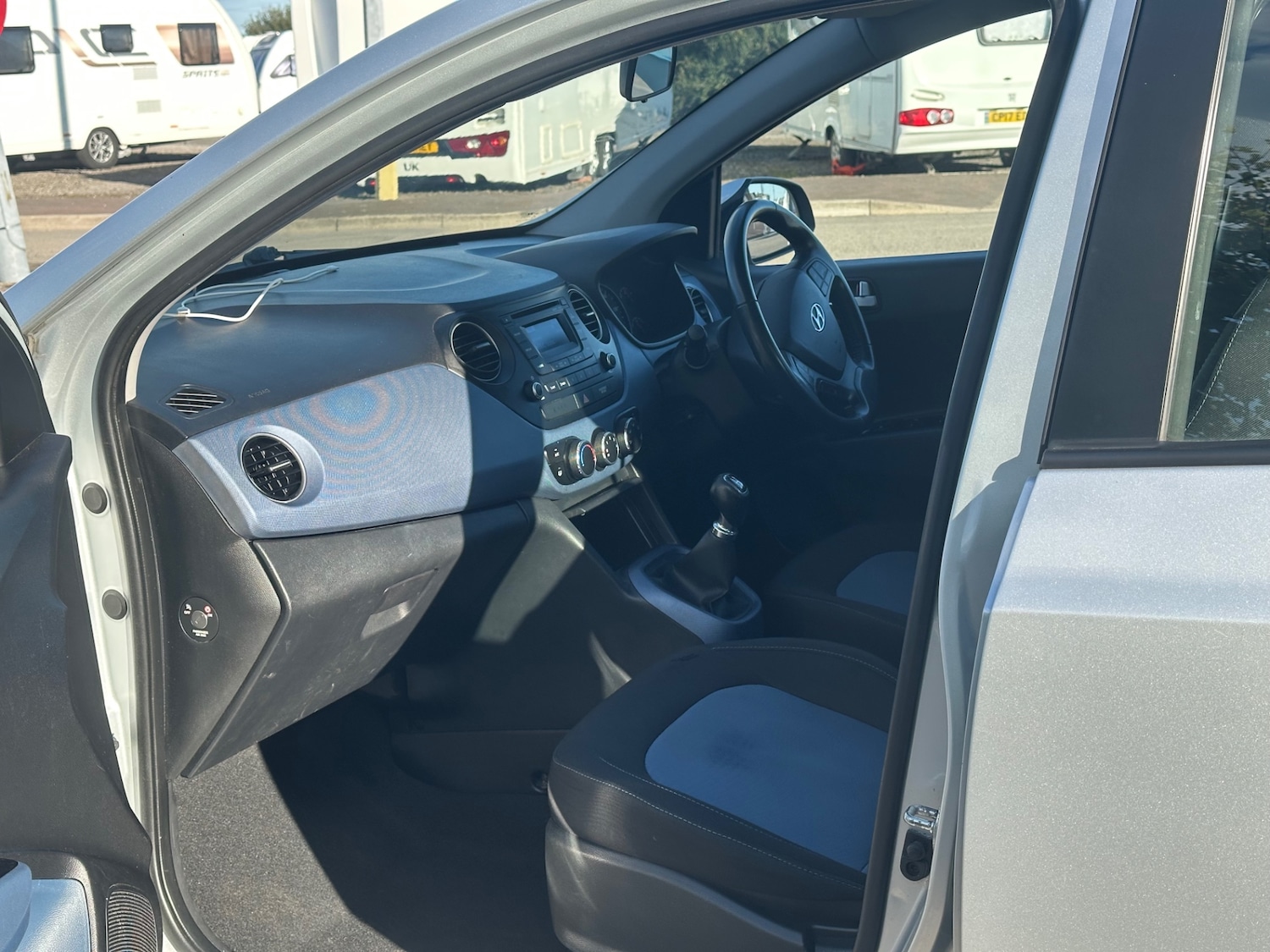 Used Hyundai i10 2014 for sale - 76113294: Photo 7