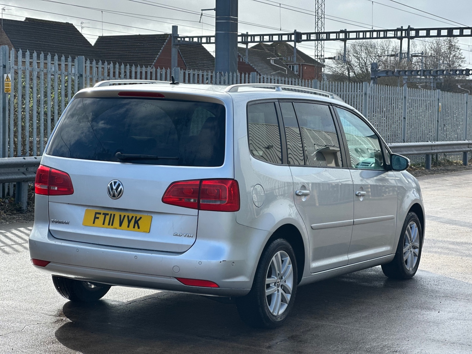 Used Volkswagen Touran 2011 for sale - 77712826: Photo 6