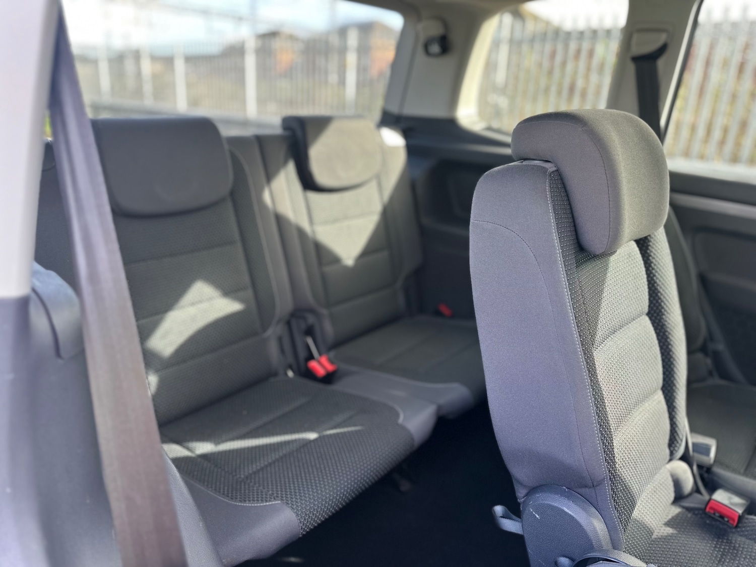 Used Volkswagen Touran 2011 for sale - 77712826: Photo 7