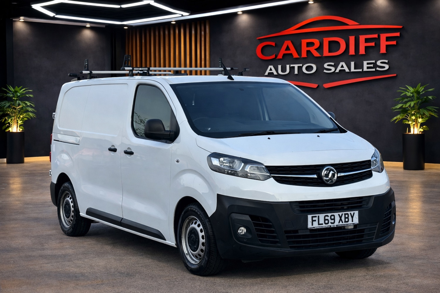 Used Vauxhall Vivaro 2019 for sale - 77958620: Photo 1