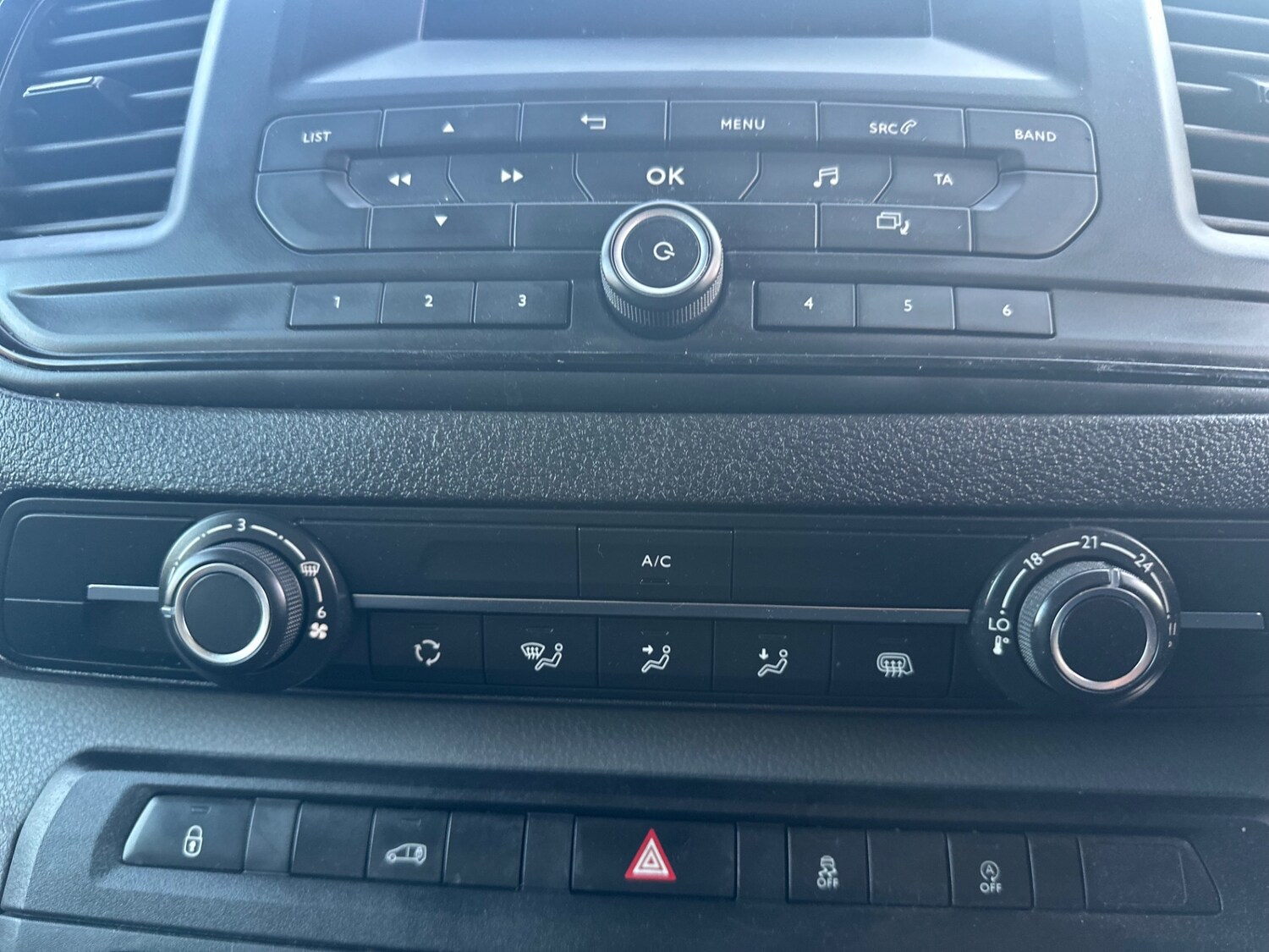 Used Vauxhall Vivaro 2019 for sale - 77958620: Photo 16