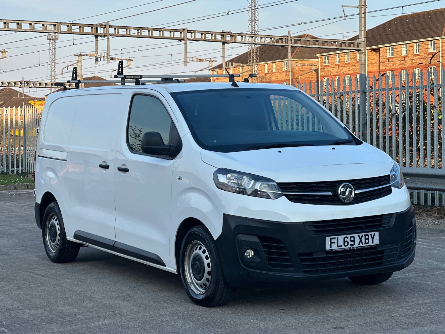 Used Vauxhall Vivaro 2019 for sale - 77958620: Photo 2