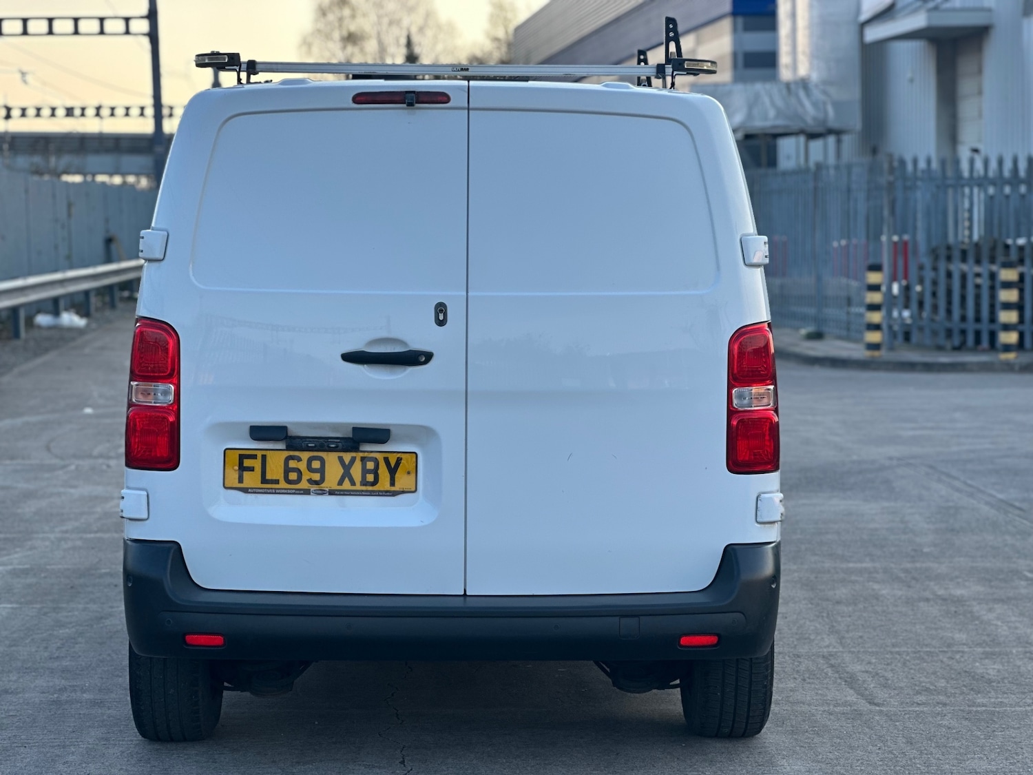 Used Vauxhall Vivaro 2019 for sale - 77958620: Photo 6