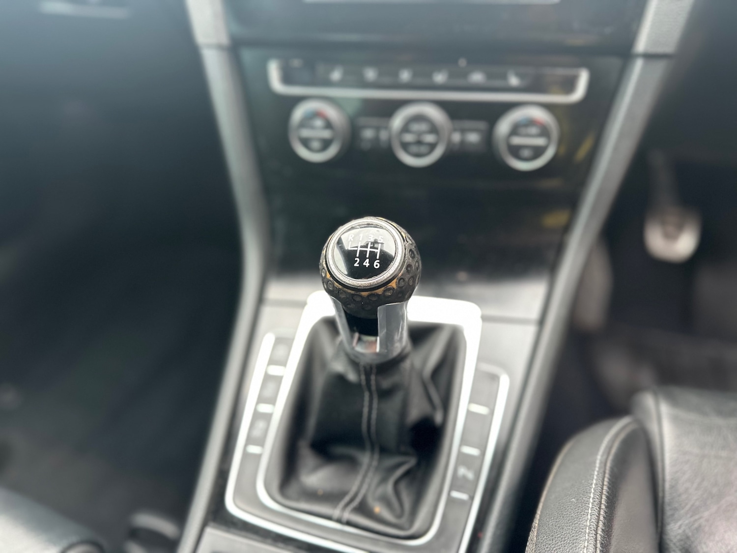 Used Volkswagen Golf 2013 for sale - 76380188: Photo 17