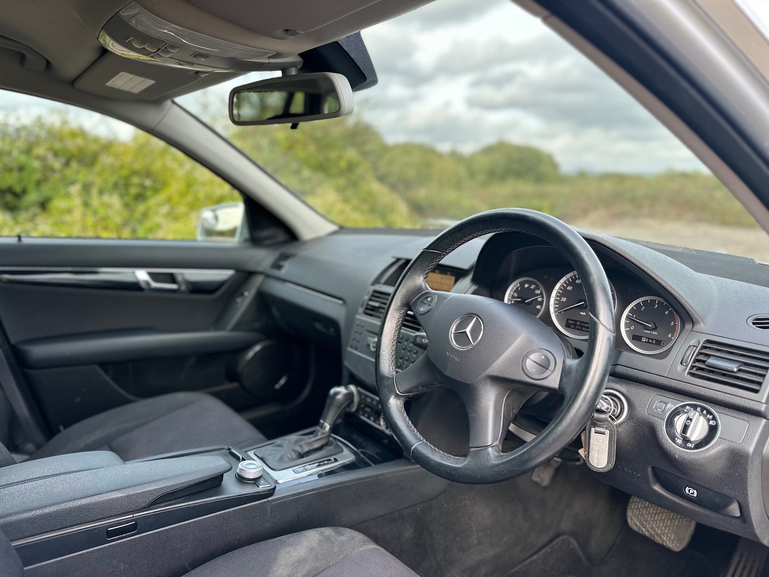 Used Mercedes-Benz C-Class 2009 for sale - 76178149: Photo 10