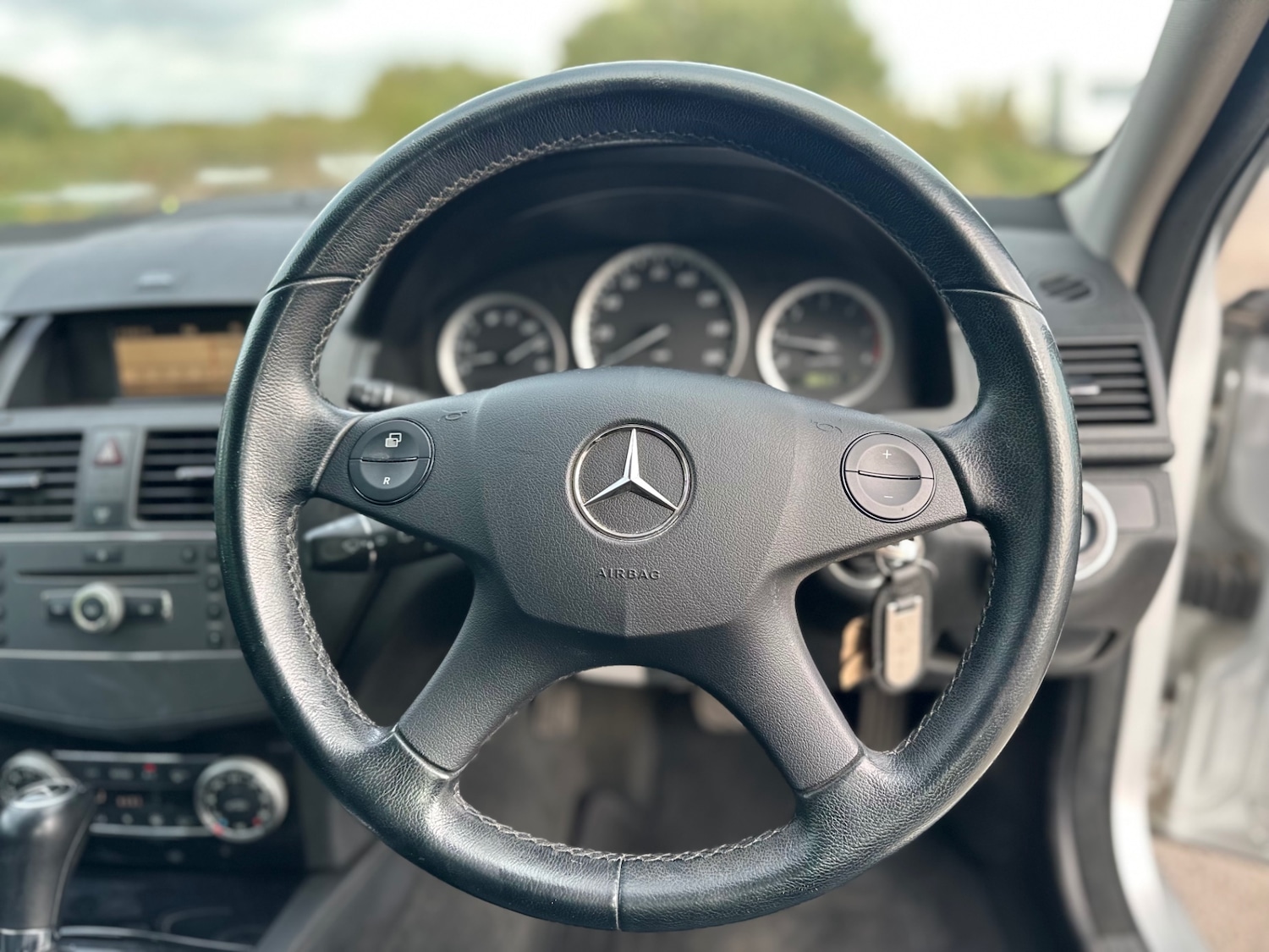 Used Mercedes-Benz C-Class 2009 for sale - 76178149: Photo 11