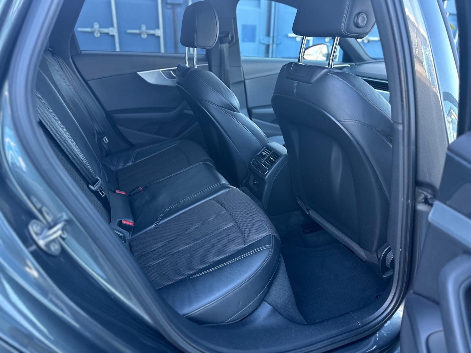 Used Audi A4 2016 for sale - 76673039: Photo 18