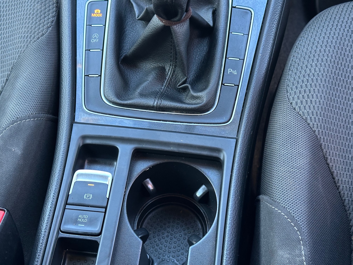 Used Volkswagen Golf 2017 for sale - 76113292: Photo 17