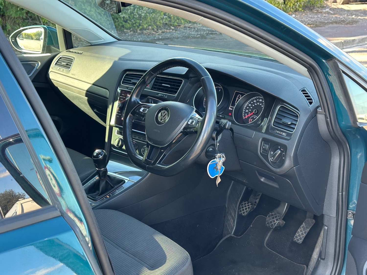 Used Volkswagen Golf 2017 for sale - 76113292: Photo 20