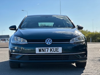 Used Volkswagen Golf 2017 for sale - 76113292: Photo 2