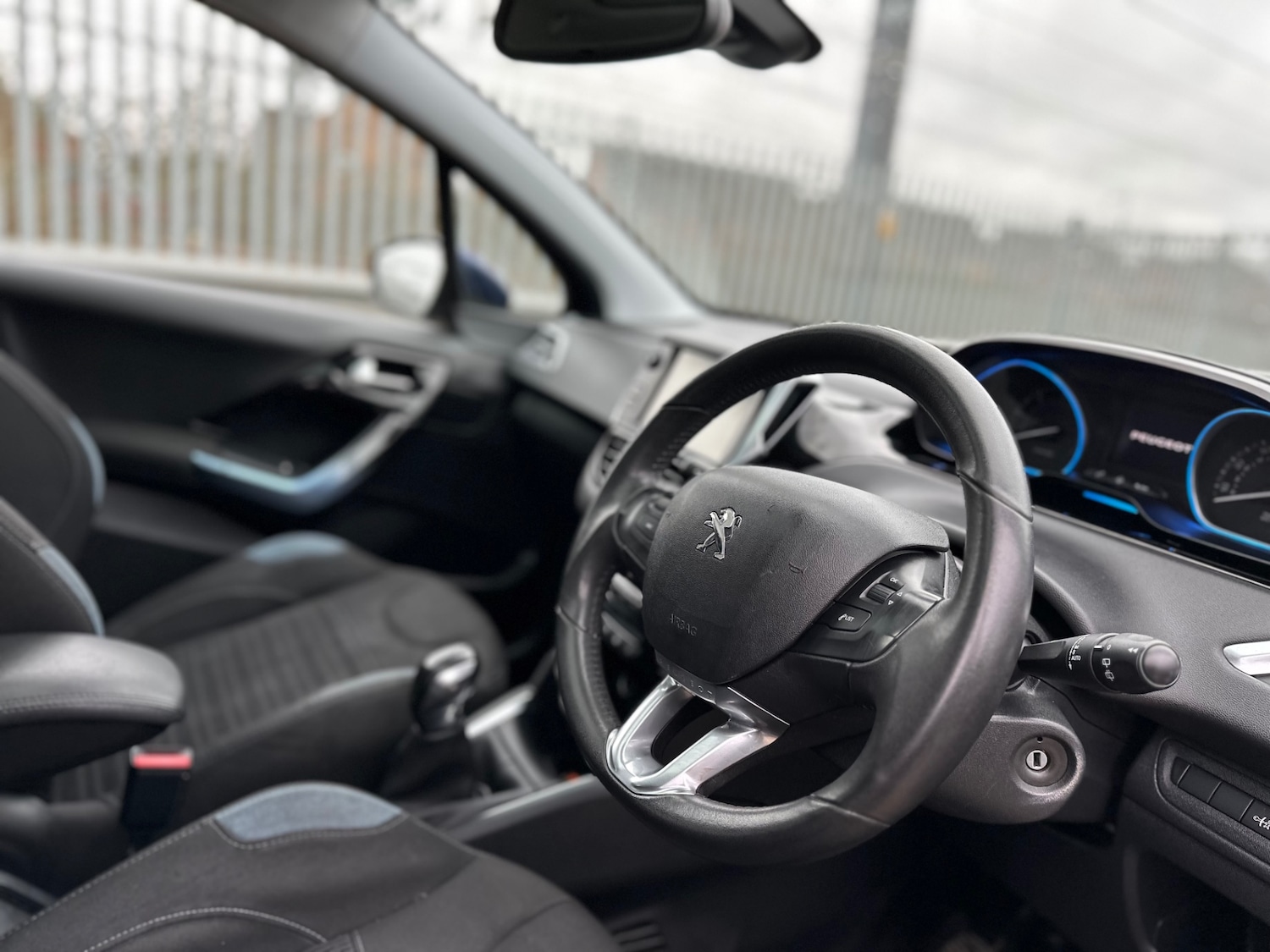 Used Peugeot 208 2013 for sale - 77604920: Photo 10