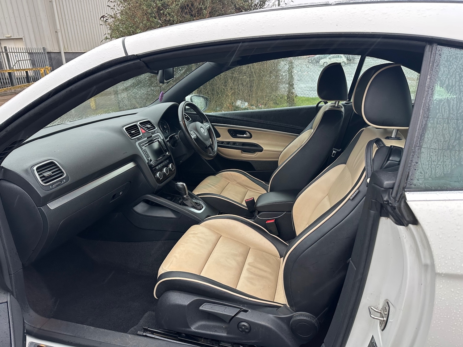 Used Volkswagen EOS 2013 for sale - 77632541: Photo 8