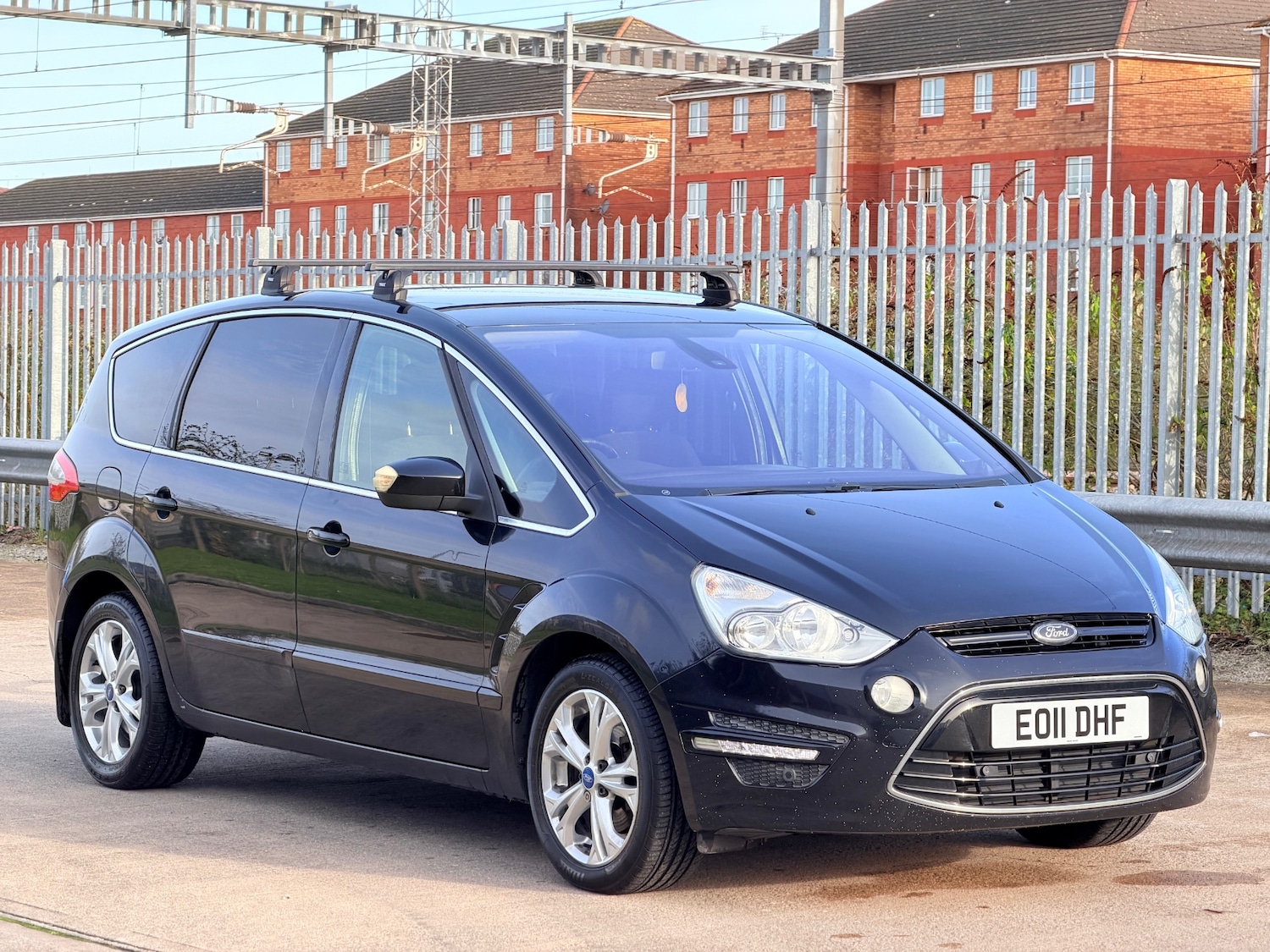 Used Ford S-Max 2011 for sale - 76585617: Photo 1