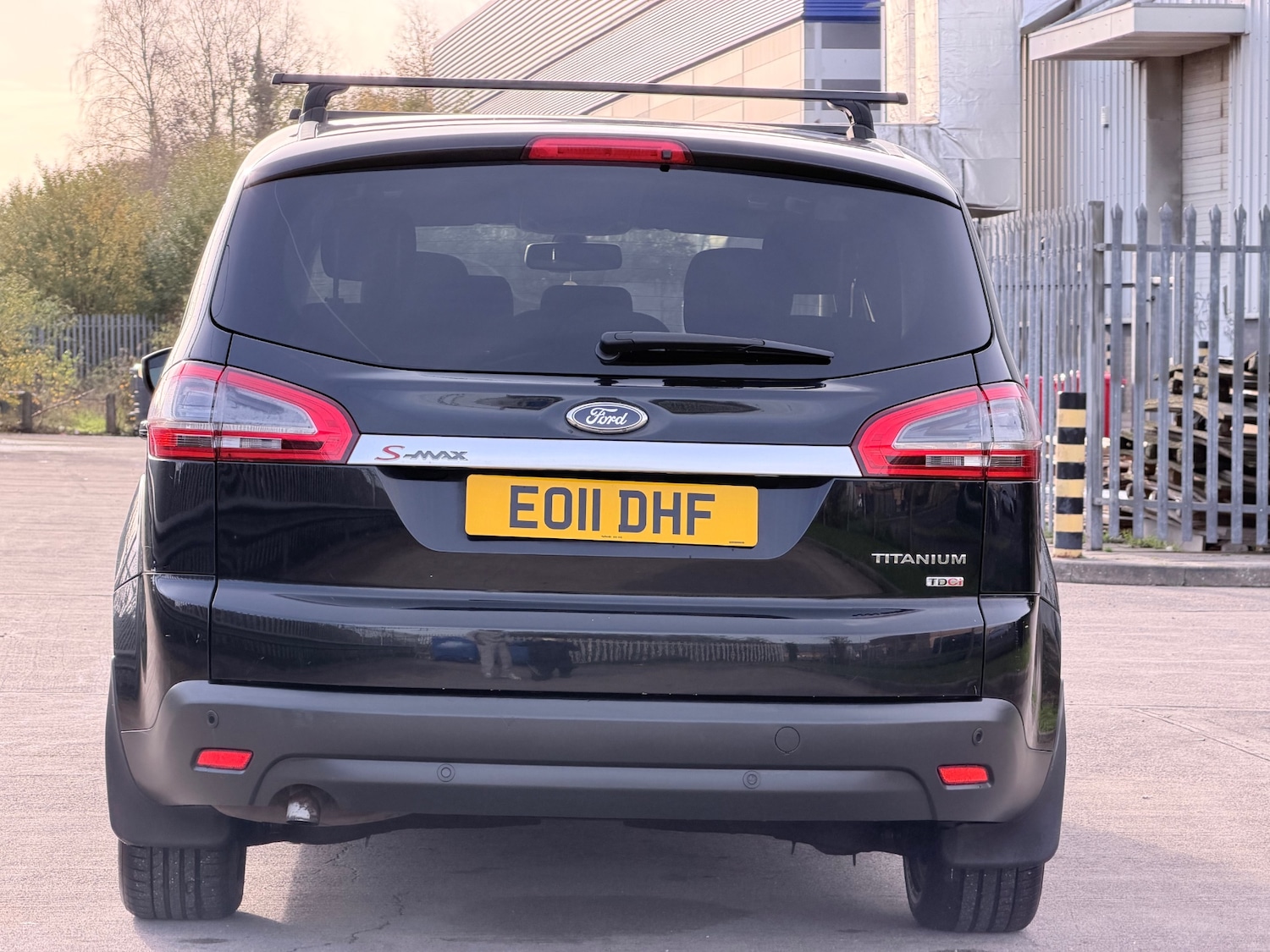 Used Ford S-Max 2011 for sale - 76585617: Photo 7