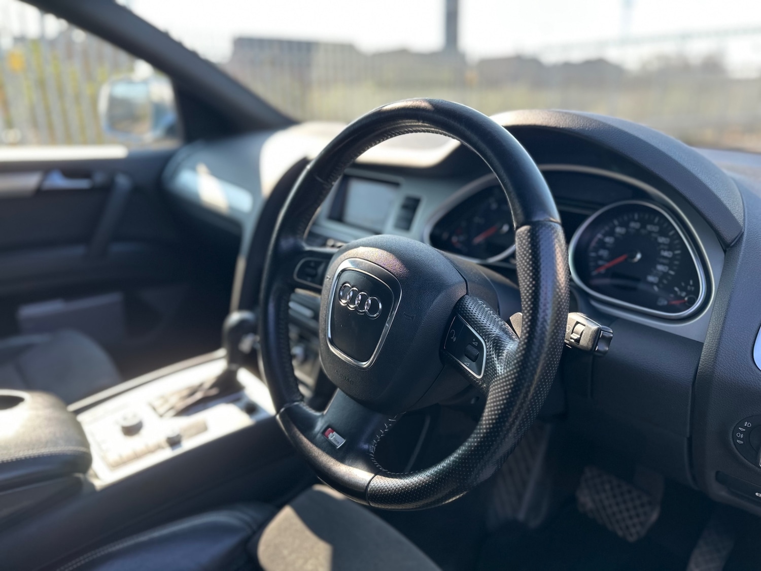 Used Audi Q7 2010 for sale - 77958606: Photo 16