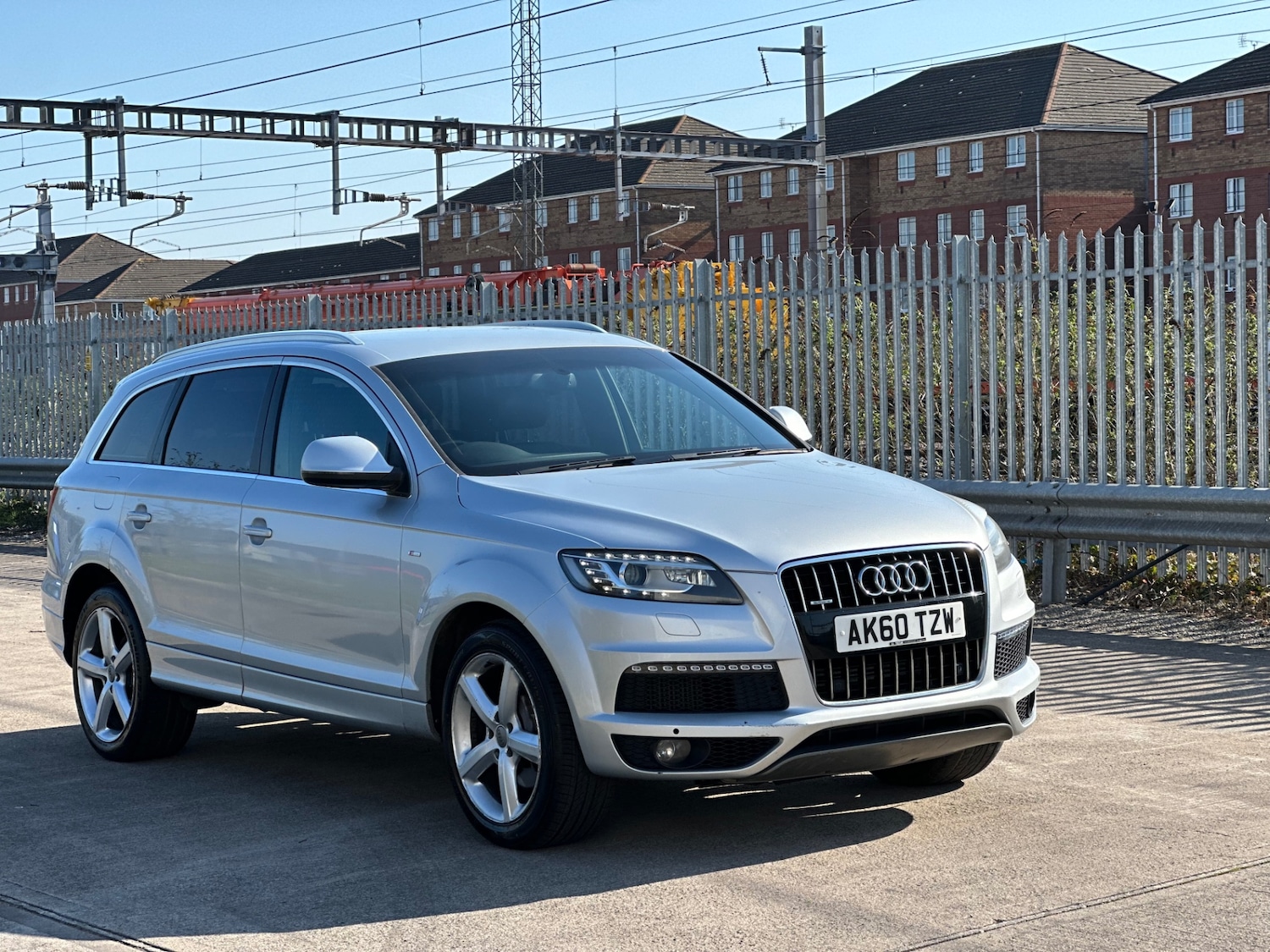 Used Audi Q7 2010 for sale - 77958606: Photo 2