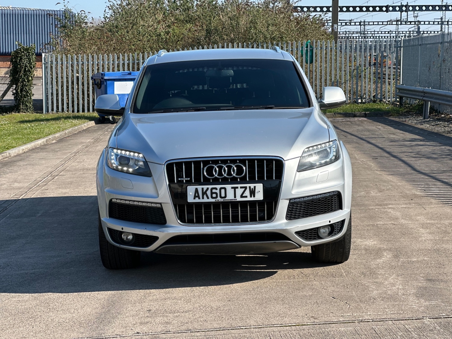 Used Audi Q7 2010 for sale - 77958606: Photo 3